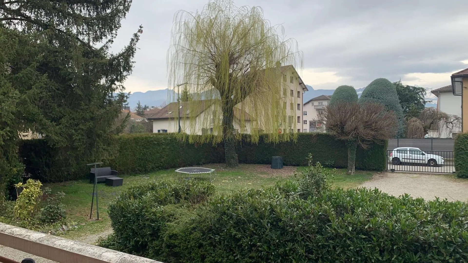 Apartment Appartement Zola Avec Jardin Annecy